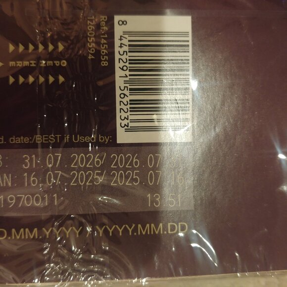 Nespresso Dark Chocolate Squares Caramelised Cocoa Nibs 2025 Limited Edition - Picture 4 of 4